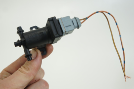 mercedes crossfire petrol gas solenoid vacuum valve 2028000179 oem - $62.87