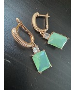 585 14K RG Stamped Iridescent Prism Aqua Mint Sparkle Stud Earrings - $745.50 MXN