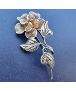 VINTAGE 800 INTERNATIONAL COIN SILVER FILIGREE VERMEIL FLOWER BROOCH - $893.96 MXN