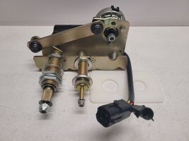  Windshield Wiper Motor Assembly 24 Volt F.006.B20.048 Bosch 24v - $3,606.59 MXN