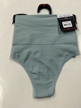 Sofia Vergara Intimates Blue Seamless Thong Panty Size Small Brand NEW - £3.45 GBP