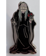 Disney 2010 Old Hag Evil Queen Apple Pin - $276.85 MXN