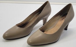 BG) LifeStride Sable Woman High Heel Taupe Shoes 8M - $9.89