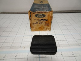 Ford D67Z-2457-A Brake Clutch Pedal Pad Rubber fits Mazda Courier  OEM NOS - €13,52 EUR