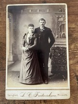 Vintage Cabinet Card. Couple by L.C. Fredricksen in Springfield, Massachusetts - £10.48 GBP