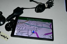 Garmin DriveSmart 61 LMT-S North America 6.95&quot; GPS WITH MOUNT BUNDLE #2 - €51,47 EUR