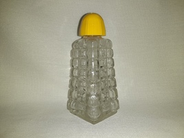 Vintage Salt Shaker -  Square Cut Glass - yellow lid - £3.99 GBP