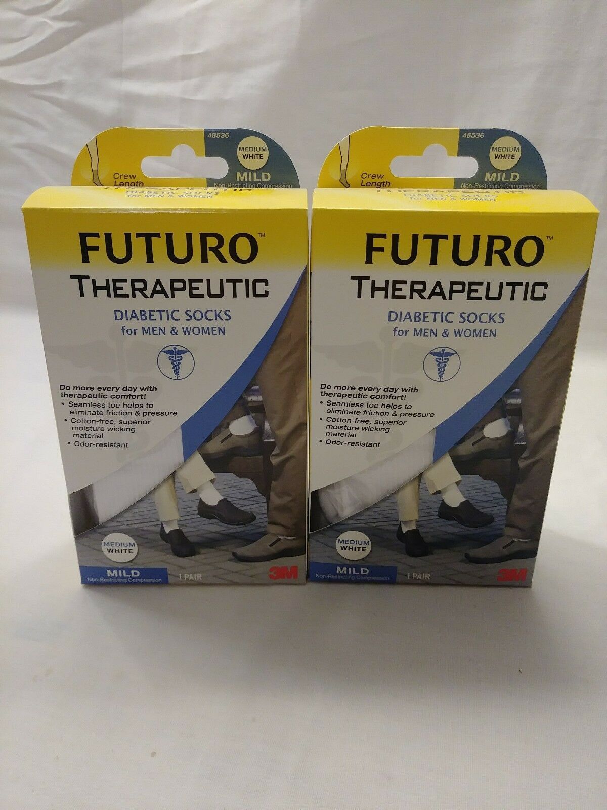 Futuro Therapeutic Diabetic Socks for Men and Women medium White Crew 2 Pair - $17.50