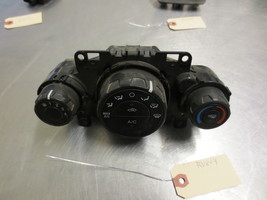 Manual Climate Control HVAC Assembly From 2015 Ford Fiesta  1.6 D2BT19980AE - $37.00