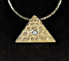 Diamond Chip Vintage Pyramid Necklace All Seeing Eye Horus Goldtone 18&quot; - £17.44 GBP