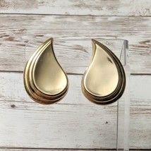 Vintage Clip On Earrings Fancy Gold Tone Teardrop Large 1.5&quot; - £9.82 GBP