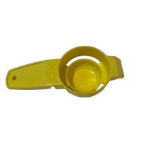 Vintage Tupperware Yellow Egg Yolk Separator #779-11 Kitchen Gadget Tool Cooking - £7.76 GBP