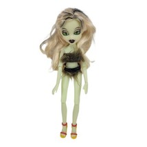 Bratzillaz Sashabella Paws Doll Midnight Beach 11&quot; Glow In The Dark Bratz 2012 - £27.86 GBP