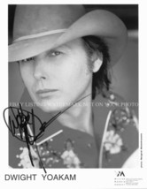 Dwight Yoakam Autographed 8x10 Rp Photo Incredible Performer - £11.84 GBP