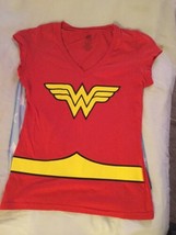Size XL teen Wonder Woman shirt with cape DC Comics costume red v neck - £14.10 GBP