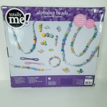 Totally Me Alphabet Beads Kit  400 Beads Elastic Cords Threads Etc NEW t... - £27.90 GBP