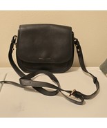 Marc Jacobs Leather Crossbody Purse Black - Gold Hardware - $88.20 CAD