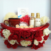 Mother's Day Gift Basket, Wedding Gift, Birthday, Spa Gift Basket,Gift Basket - $62.95