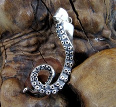 Handcrafted Solid 925 Sterling Silver 3D Octopus / Mollusk Tentacle Pendant - £17.50 GBP
