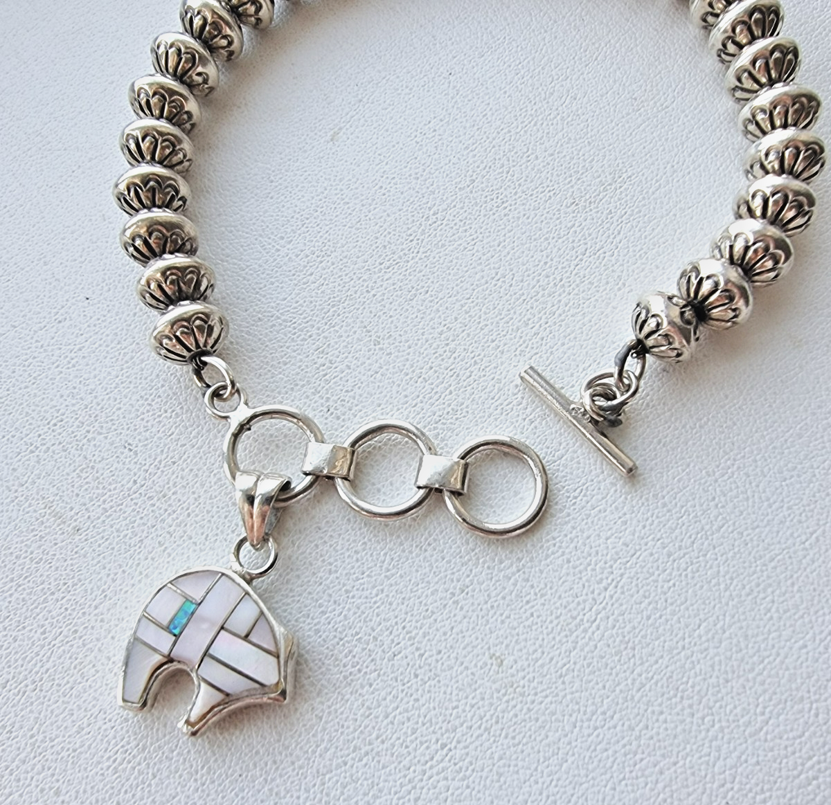 VINTAGE SILVER FLOWER STAMPED ''NAVAJO PEARLS''  BEAD BRACELET 32.6 g  8" Item image 3