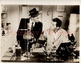 Frank Sinatra-Robert Mitchum-HOLLYWOOD SPECIAL-NOT AS A STRANGER- TV PHOTO - $19.99