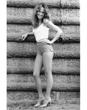 Catherine Bach In The Dukes Of Hazzard Sexy 16X20 Canvas Giclee - £55.93 GBP