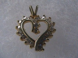 Vintage  Sterling Silver Heart Cubic Zirconia Pendant 1.8 grams - £11.99 GBP
