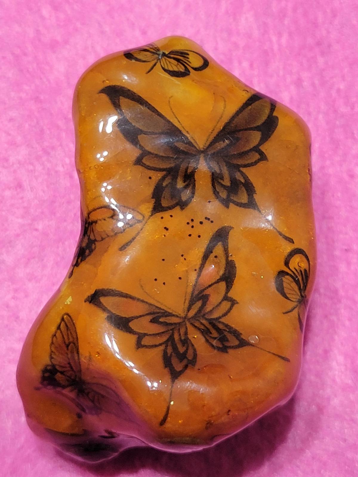 &quot;Butterfly Brilliance&quot;Hudson rvr stone art - $15.00
