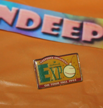 Vintage Hallmark Keepsake Ornament Expo On tour Fall 1994 Lapel Pin - $14.84