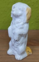 Antique English Staffordshire Begging Spaniel Dog 3.25&quot; Figurine - $1,756.92 MXN