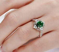 2.30Ct Oval Cut CZ Green Emerald Halo Engagement Ring 14KWhite Gold Plated - £89.91 GBP