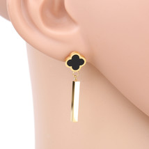 Gold Tone Earrings With Jet Black Faux Onyx Clover &amp; Dangling Bar - £19.76 GBP