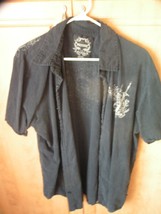 Modern Culture Button Down Black Dagger Men&#39;s XL Cotton Shirt - £7.74 GBP