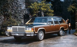 1980 FORD LTD COUNTRY SQUIRE Station Wagon  24X36 inch poster, - £16.20 GBP