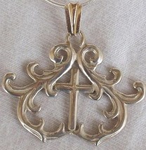 Christian theme  Cross BA - $456.87 MXN
