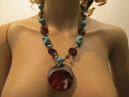 TURQUOISE and Brown Polished Shell Necklace Artisan Chunky Runway Statement EUC - £39.92 GBP
