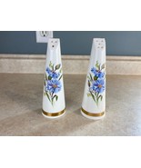 Royal Stuart Vintage Bone China Salt and Pepper Shakers R8 963 Made in E... - $14.84