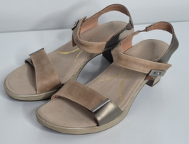 Naot Intact Womens Sandals EU 38 US 7 Khaki Beige Leather Hook Loop Heel... - £39.95 GBP