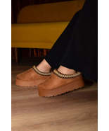 WILD DIVA Embroidered Trim Round Toe Platform Boots - €18,22 EUR