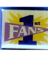 1 St. Fan Pin - $74.25 MXN