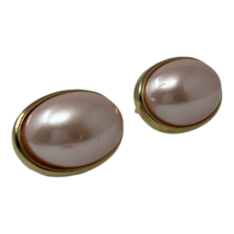Vintage 1980&#39;s MARVELLA  Gold Tone Oval Soft Pink  Cabochon  Clip On Earrings - £10.59 GBP