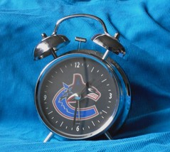 Canucks Hockey TWIN ALARM CLOCK with Alarm + 2 Duracell Battery&#39;s vintage 2007 - £19.97 GBP