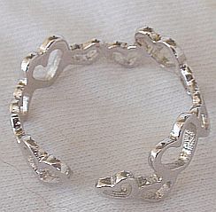 Hearts adjustable silver ring