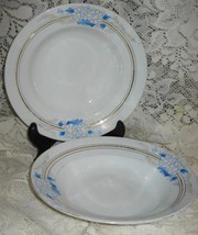 Serving Bowls-Embossed Daisy w/ Gold Band Pattern-Porcelain-9&quot;-Set of 2 - $242.15 MXN