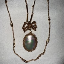 Vintage Florenza Goldtone Shell/Pearl Pendant Double Link Chain Bow Neck... - $89.16