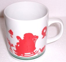 1984 Avon Mrs. Claus Santa&#39;s Red Helpers Christmas Xmas Coffee Mug - £21.98 GBP