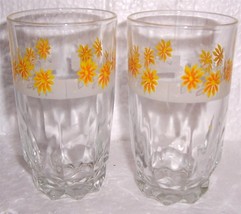 (2) Vintage Morning Star Depression Collectible Marigold Flower Glasses - £22.93 GBP