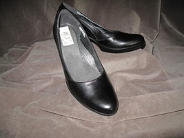 NAOT Women&#39;s Diamante Black Leather Heel Patent Trim 38 EU/7-7.5 US $195 - $64.13