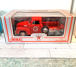 Vintage &#39;53 Red Texaco Chevrolet Pickup Truck Model 1:18 Mira Die Cast Metal - £59.09 GBP
