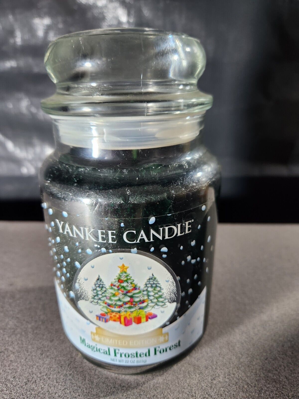 Yankee Candle “Magical Frosted Forest “Limited Edition 22 Oz LJ. 2013 Pour - $32.57